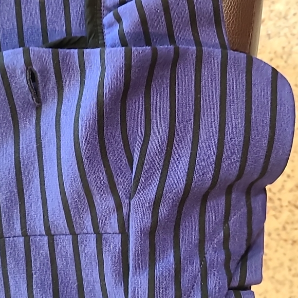 Cartonnier for Anthro, knit striped black & blue tailored, fitted blazer - Picture 14 of 16